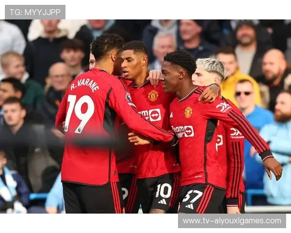 阿莫林或将取代曼联两大球星？真相背后隐藏的足球风云变革